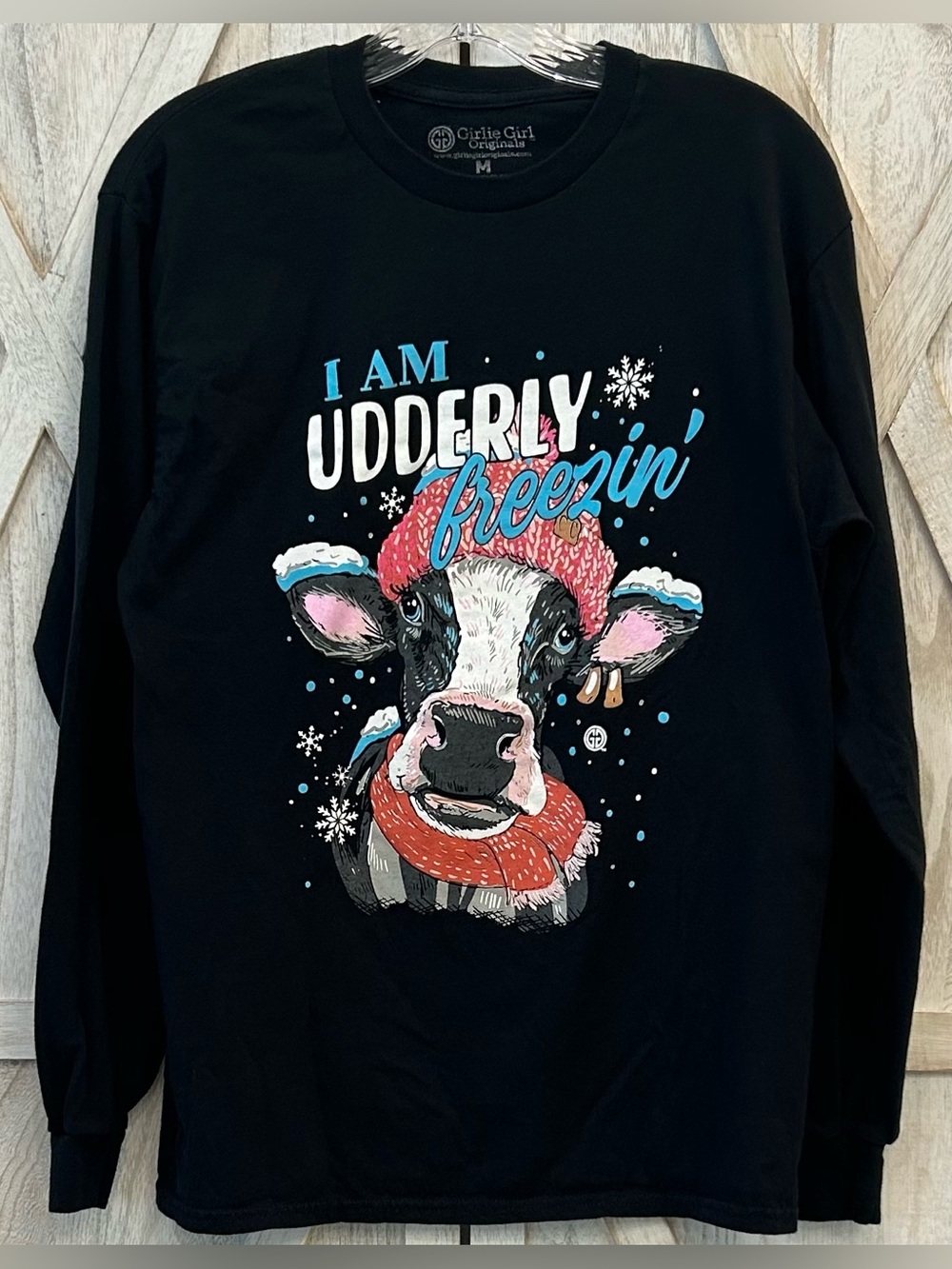 Girlie Girl Originals Woman’s Medium Black 'I Am Udderly Freezin'' Long Sleeve